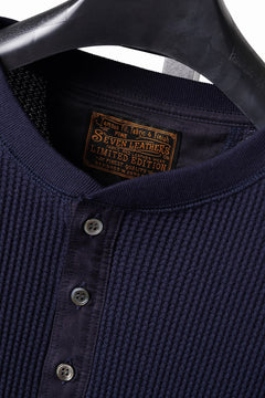 画像をギャラリービューアに読み込む, SEVEN LEATHERS WAFFLE HENLEY LONG SLEEVE TOPS (NAVY)