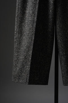 画像をギャラリービューアに読み込む, TARO HORIUCHI / th products Extra Volumed Tapered Trousers / Bishu Nep Tweed (grey)
