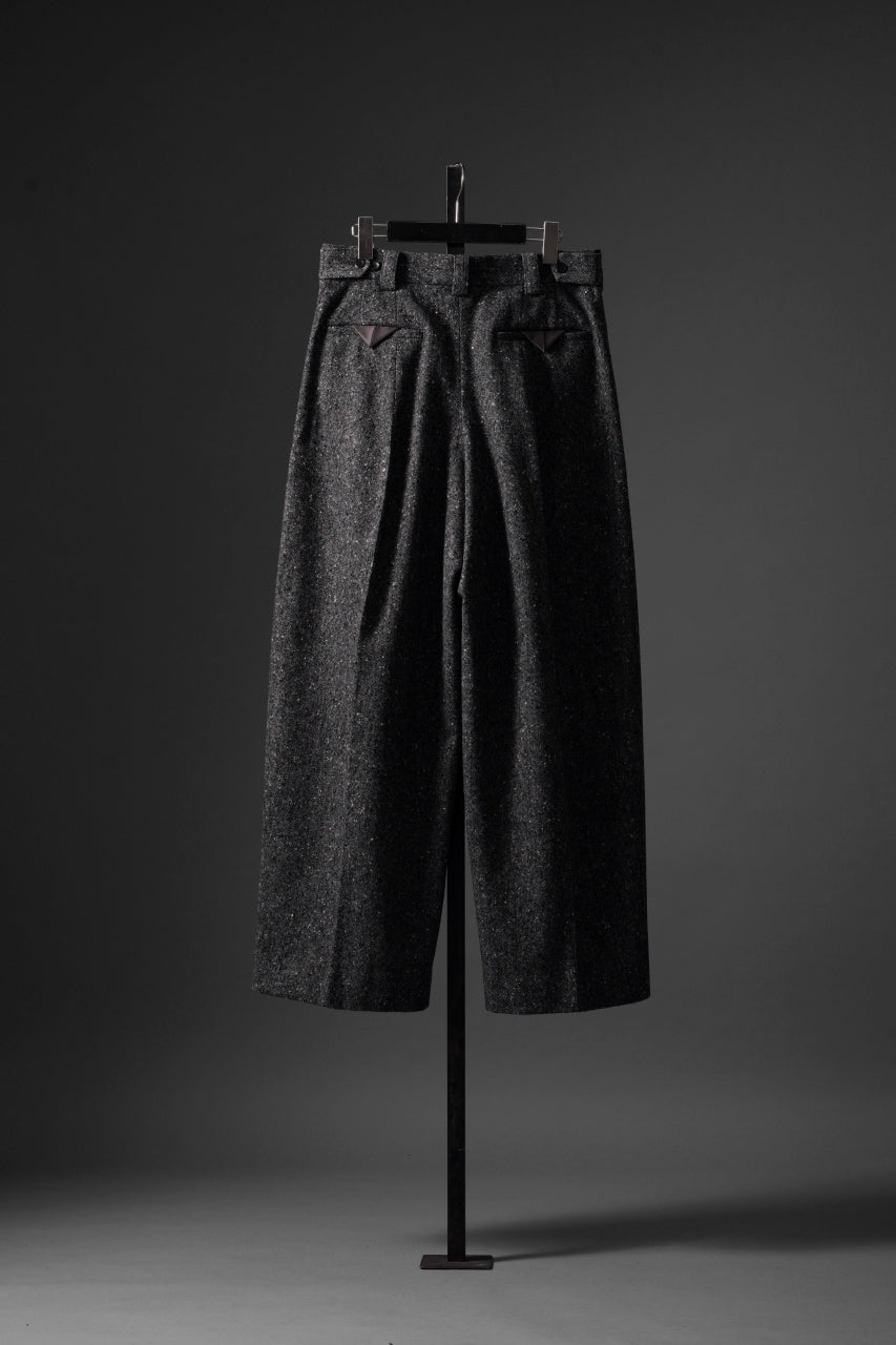 画像をギャラリービューアに読み込む, TARO HORIUCHI / th products Extra Volumed Tapered Trousers / Bishu Nep Tweed (grey)