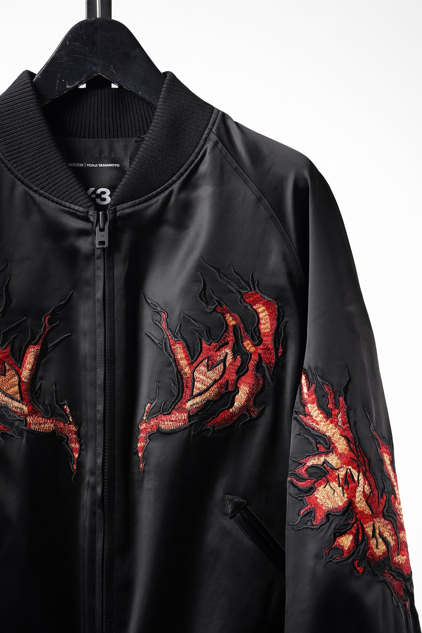 Load image into Gallery viewer, Y-3 Yohji Yamamoto GRAPHICS SOUVENIR JACKET / EMBROIDERY &amp; STRETCH SATIN (BLACK)