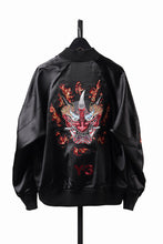 Load image into Gallery viewer, Y-3 Yohji Yamamoto GRAPHICS SOUVENIR JACKET / EMBROIDERY &amp; STRETCH SATIN (BLACK)
