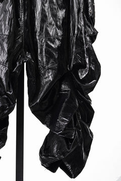 画像をギャラリービューアに読み込む, 【SAMPLE SALE】A.F ARTEFACT LEATHER TEX MONSTER TUCK SHORTS (BLACK)