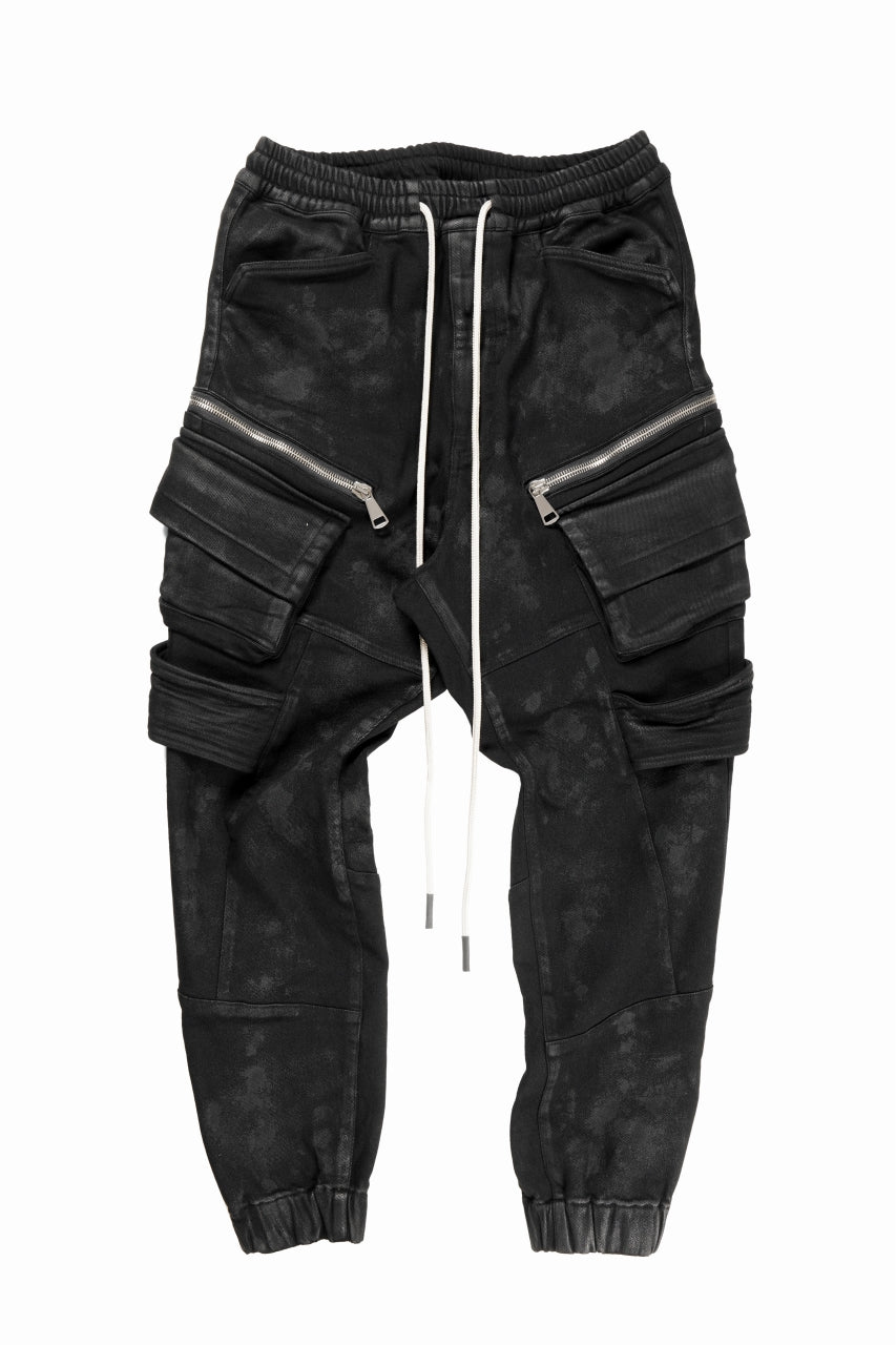 A.F ARTEFACT BELTED DETAIL JOGGER 2.0 / BRUSHED BACK COATING DENIM (BLACK)