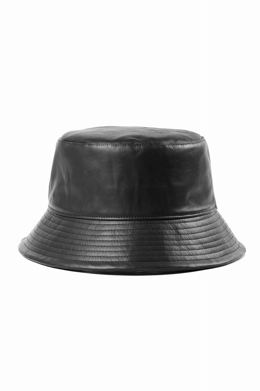 ISAMU KATAYAMA BACKLASH BUCKET HAT / MONOCHROME LUXURY STEER (BLACK)