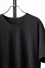 画像をギャラリービューアに読み込む, black crow x LOOM exclusive short sleeve tops / 20/1 Loop wheeled Cotton Jersey (BLACK)