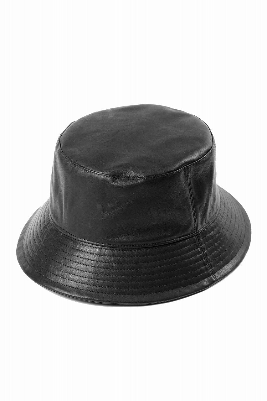 ISAMU KATAYAMA BACKLASH BUCKET HAT / MONOCHROME LUXURY STEER (BLACK)