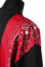 画像をギャラリービューアに読み込む, mastermind JAPAN BANDANA SS TEE / BOXY FIT (BLACK x RED)