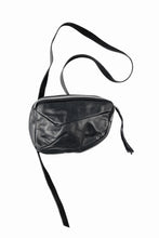 画像をギャラリービューアに読み込む, werkschwarz exclusive SHOULDER POUCH 33w / PULL UP COW LEATHER (BLACK)