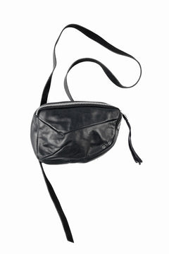画像をギャラリービューアに読み込む, werkschwarz exclusive SHOULDER POUCH 33w / PULL UP COW LEATHER (BLACK)