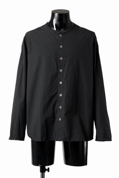 Load image into Gallery viewer, YUTA MATSUOKA collarless shirt / broad cloth cotton (black)