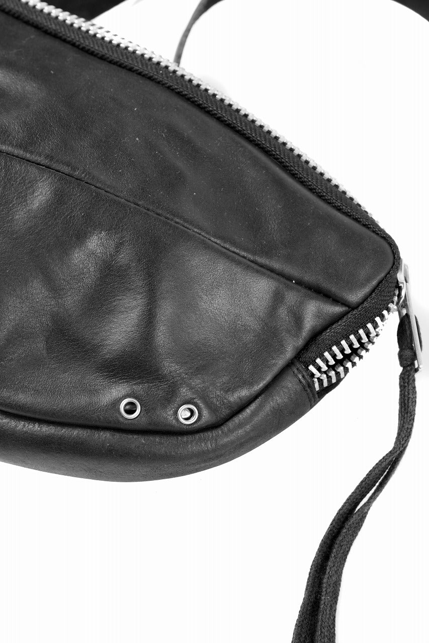 画像をギャラリービューアに読み込む, werkschwarz exclusive SHOULDER POUCH 33w / PULL UP COW LEATHER (BLACK)