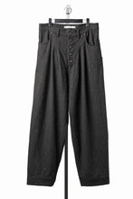 画像をギャラリービューアに読み込む, YUTA MATSUOKA curved yoke pants / mixed color kasuri (charcoal brown)