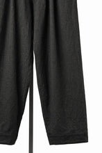 画像をギャラリービューアに読み込む, YUTA MATSUOKA curved yoke pants / mixed color kasuri (charcoal brown)