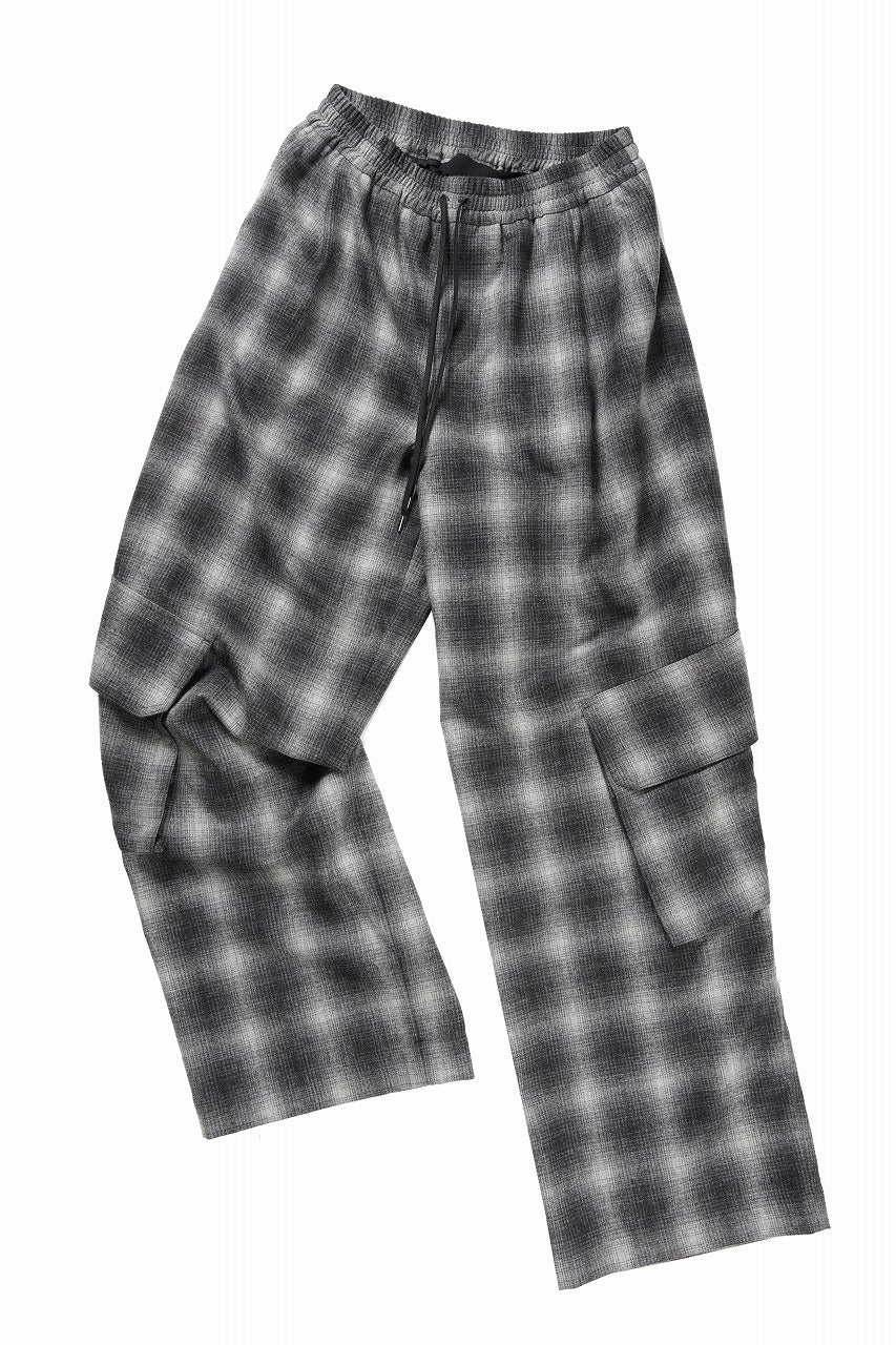 画像をギャラリービューアに読み込む, ISABEL BENENATO Virgin Wool Tartan Wide Trousers with Patch Pockets (BLACK)