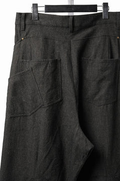 画像をギャラリービューアに読み込む, YUTA MATSUOKA curved yoke pants / mixed color kasuri (charcoal brown)