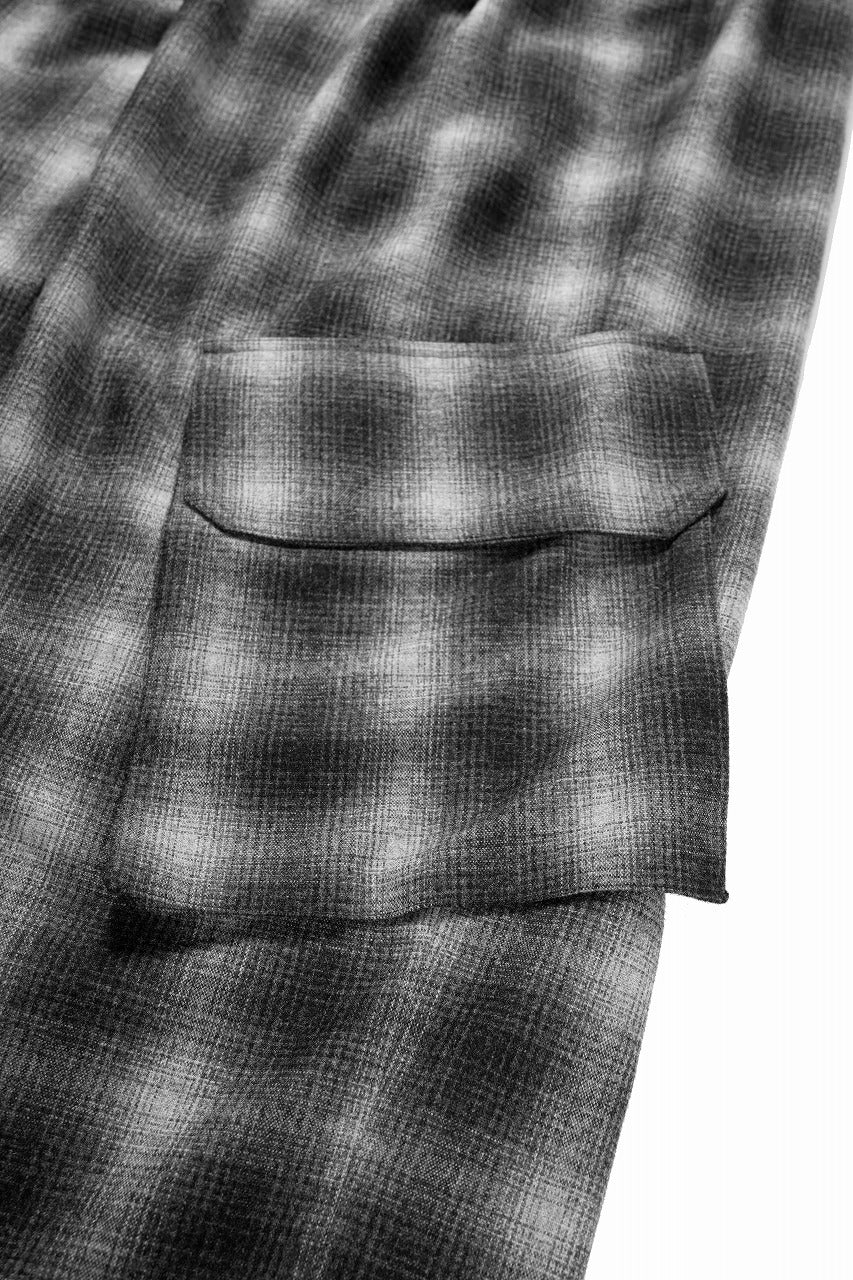 画像をギャラリービューアに読み込む, ISABEL BENENATO Virgin Wool Tartan Wide Trousers with Patch Pockets (BLACK)