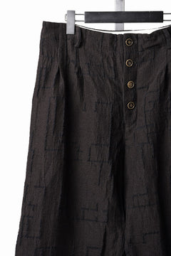 画像をギャラリービューアに読み込む, YUTA MATSUOKA hook pants / site plan jacquard (dark brown)