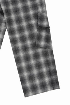 画像をギャラリービューアに読み込む, ISABEL BENENATO Virgin Wool Tartan Wide Trousers with Patch Pockets (BLACK)