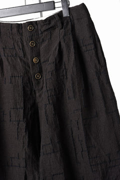 画像をギャラリービューアに読み込む, YUTA MATSUOKA hook pants / site plan jacquard (dark brown)