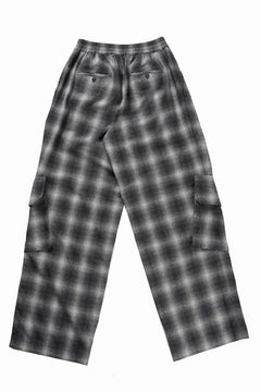 画像をギャラリービューアに読み込む, ISABEL BENENATO Virgin Wool Tartan Wide Trousers with Patch Pockets (BLACK)