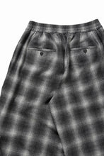 画像をギャラリービューアに読み込む, ISABEL BENENATO Virgin Wool Tartan Wide Trousers with Patch Pockets (BLACK)