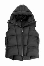 Load image into Gallery viewer, thom/krom BIG HOODIE OVERSIZED VEST / WARM PUFFER (BLACK)