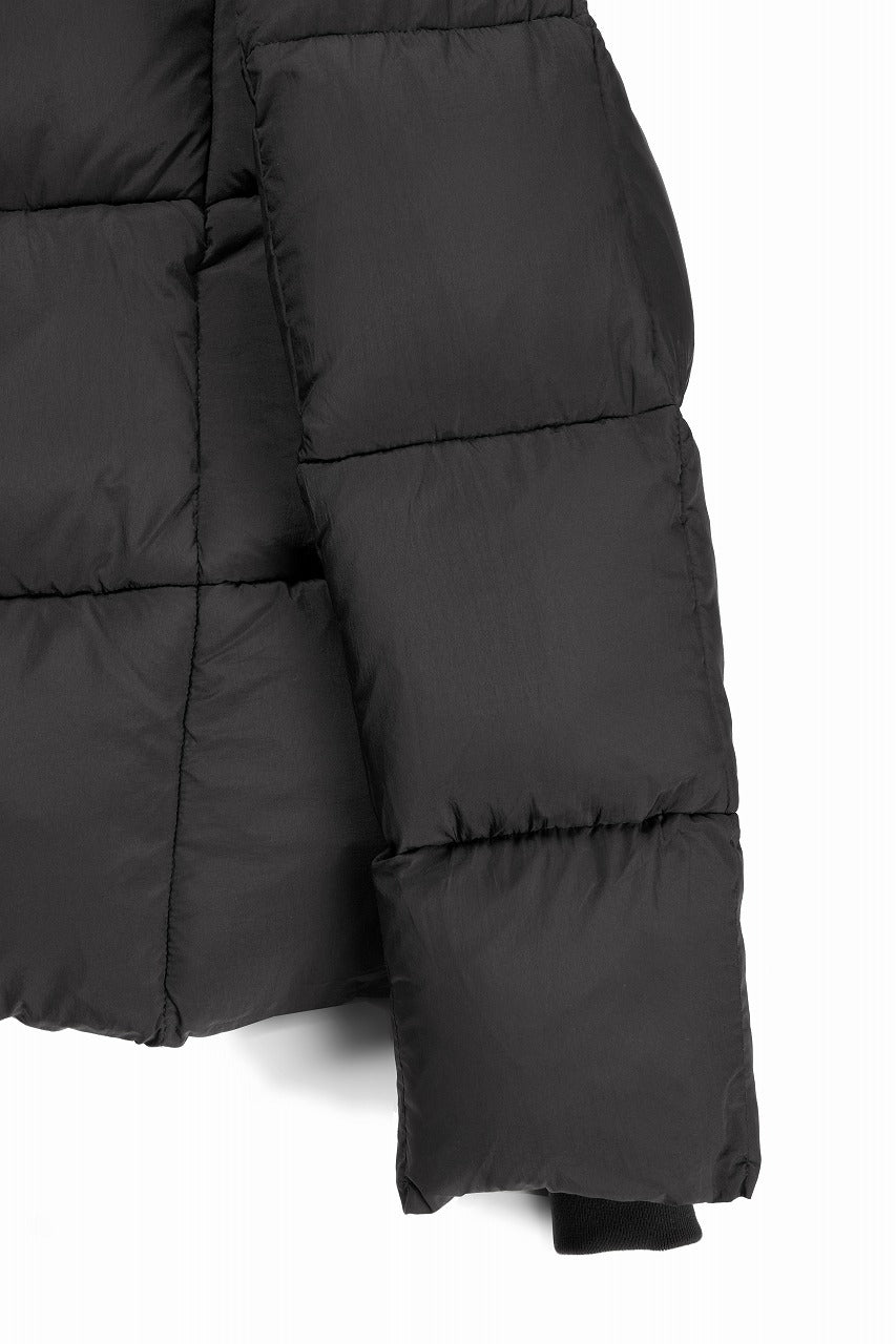 Load image into Gallery viewer, thom/krom BIG HOODIE OVERSIZED JACKET / WARM PUFFER (BLACK)