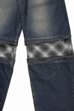 Load image into Gallery viewer, ISABEL BENENATO Wide Jeans with Zip &amp; Tartan detail (DENIM)