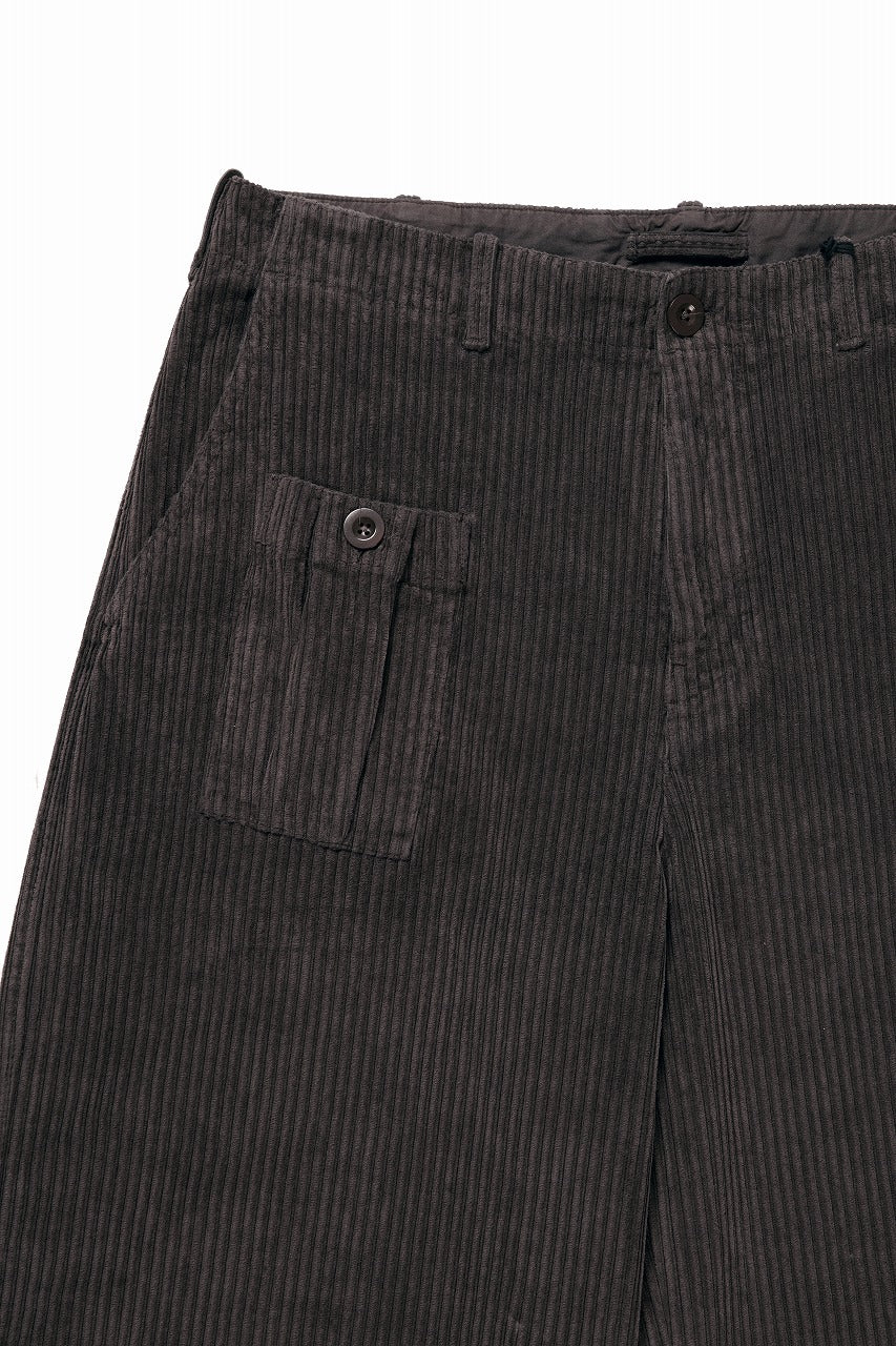 Load image into Gallery viewer, Ten c PANTALONE CARGO / GARMENT DYED CORDUROY STRETCH (CAFE TURCO)