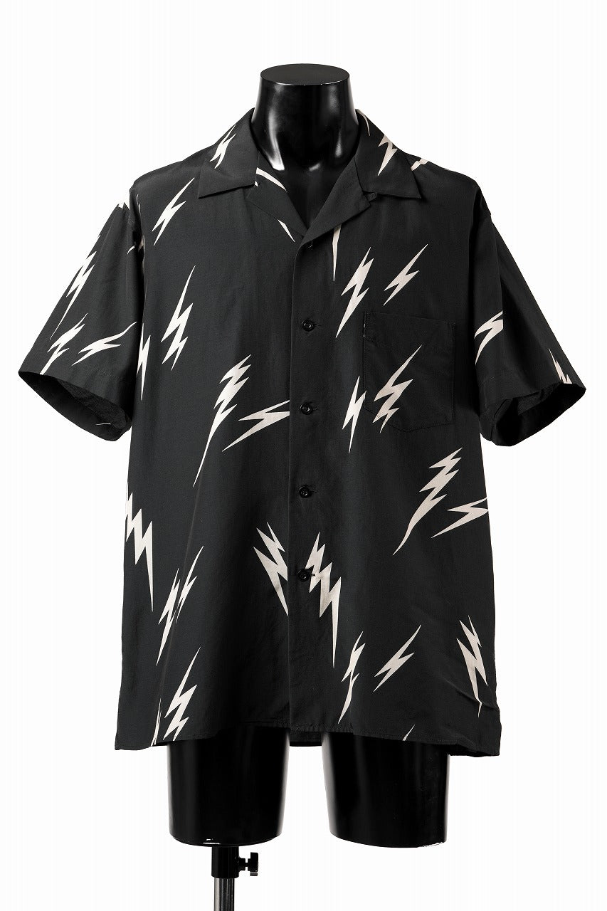 Load image into Gallery viewer, Y's for men x MASSES TE PATTERN DISCHARGE PRINT H/S SHIRT (BLACK)