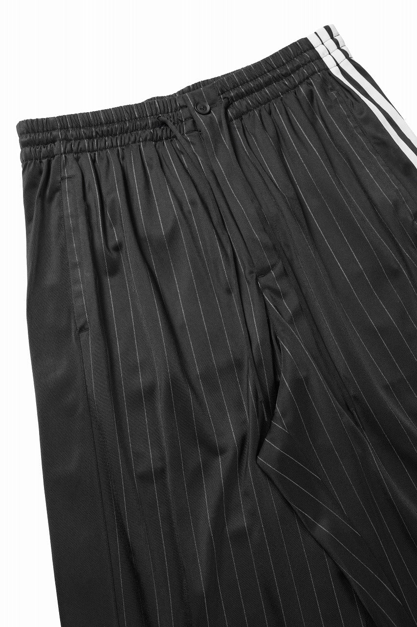 Load image into Gallery viewer, Y-3 Yohji Yamamoto ELITE 5 BASKETBALL TRACK PANTS (BLACK / CHAPEA)
