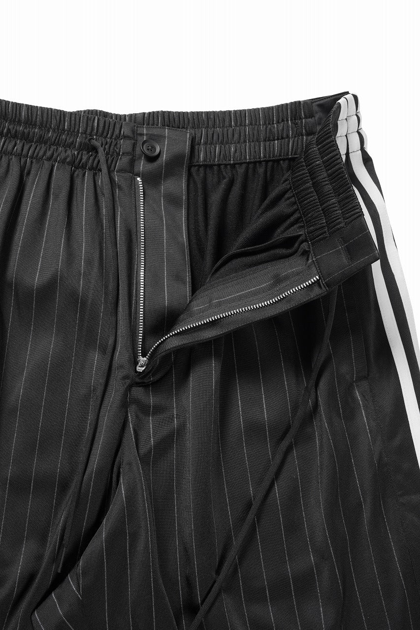 Load image into Gallery viewer, Y-3 Yohji Yamamoto ELITE 5 BASKETBALL TRACK PANTS (BLACK / CHAPEA)