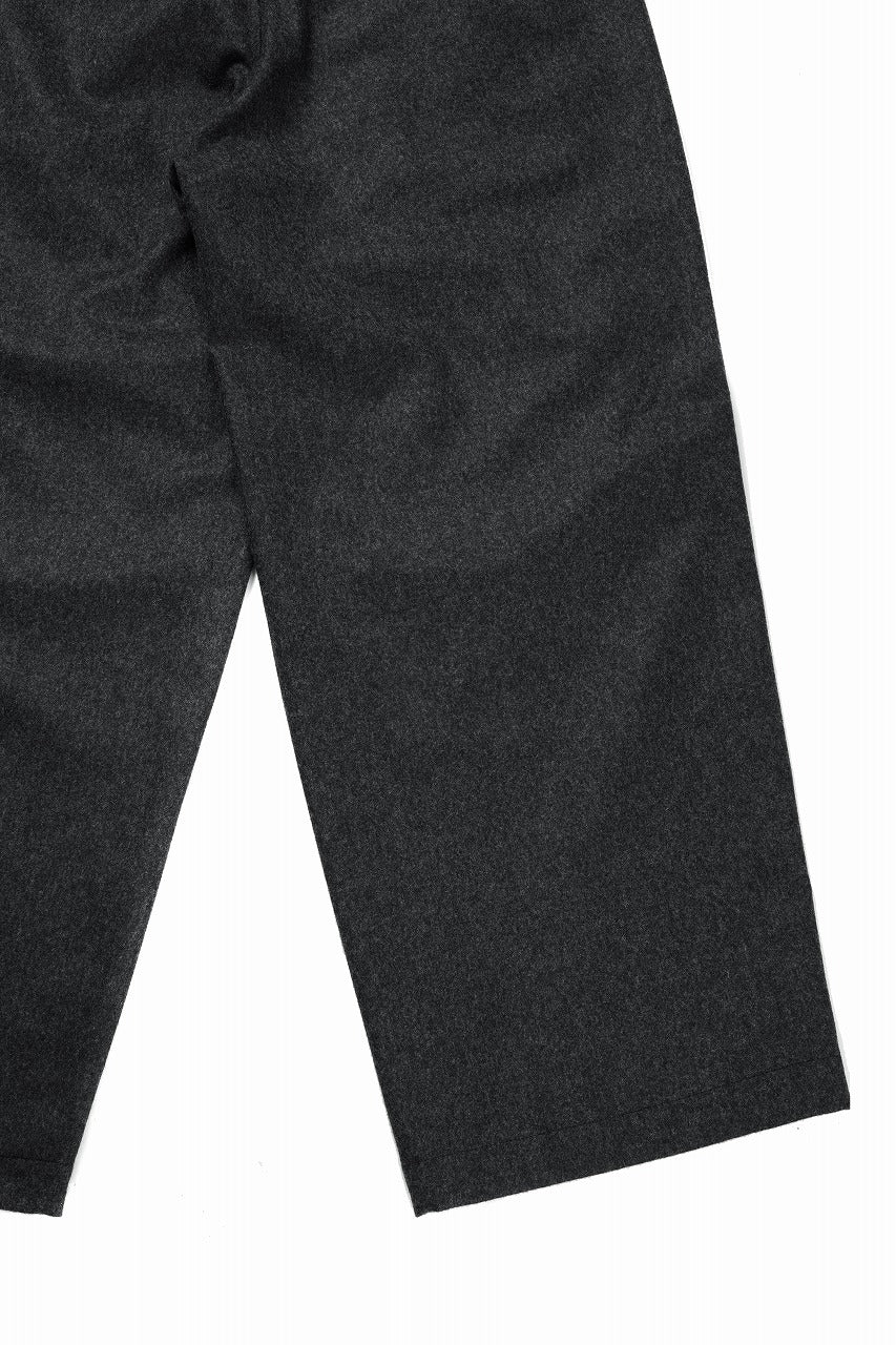 Load image into Gallery viewer, Ten c PANTALONE CARGO - TASCONATO / MILITARY WOOL FLANNEL (VEDVA NERA)