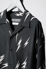 Load image into Gallery viewer, Y's for men x MASSES TE PATTERN DISCHARGE PRINT L/S SHIRT (BLACK)