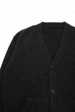 Load image into Gallery viewer, Ten c CARDIGAN / BRUSHED STRETCH WOOL (NERO)