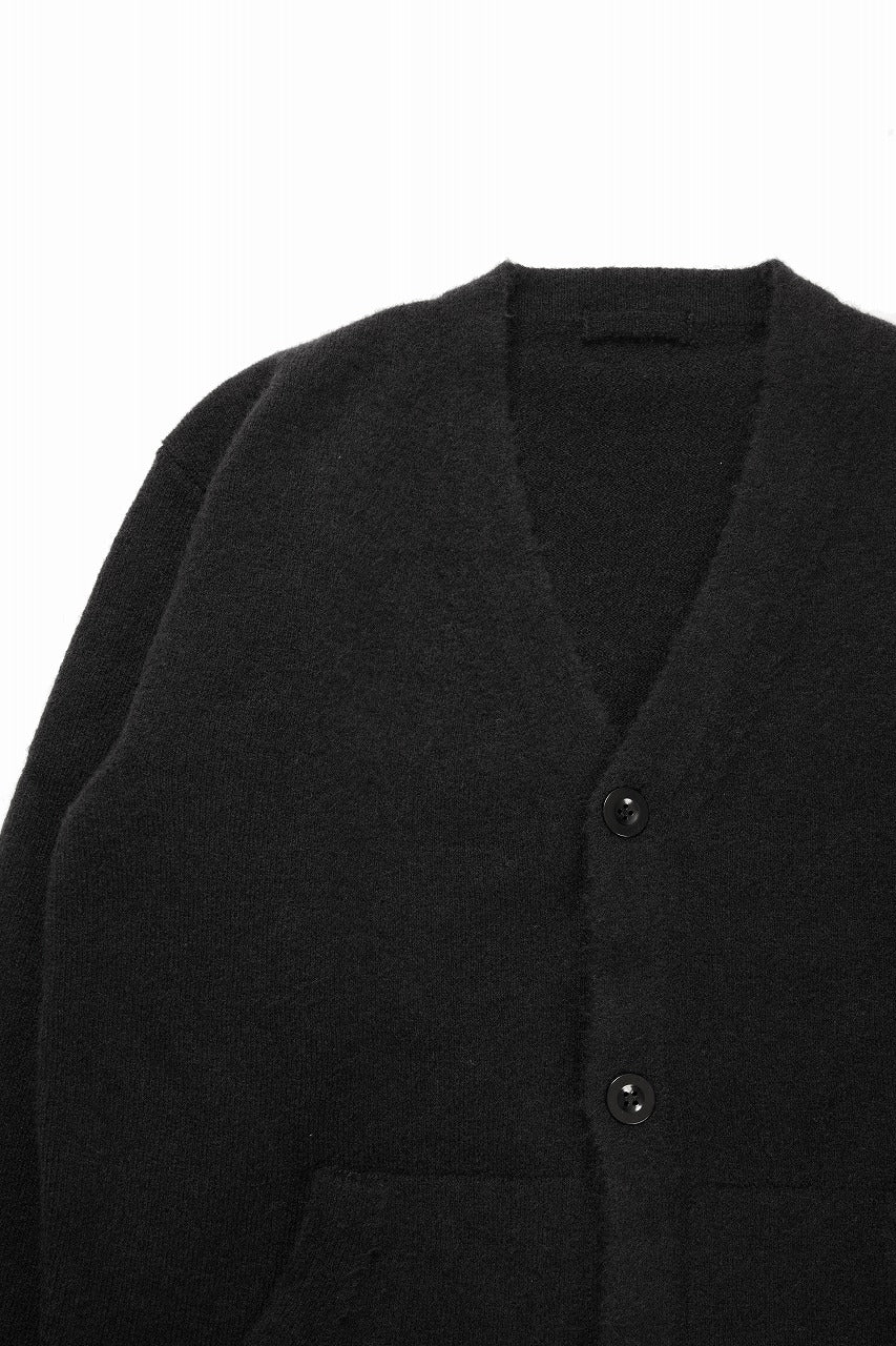 Load image into Gallery viewer, Ten c CARDIGAN / BRUSHED STRETCH WOOL (NERO)