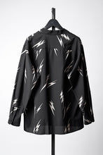 Load image into Gallery viewer, Y's for men x MASSES TE PATTERN DISCHARGE PRINT L/S SHIRT (BLACK)