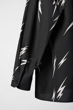 Load image into Gallery viewer, Y's for men x MASSES TE PATTERN DISCHARGE PRINT L/S SHIRT (BLACK)