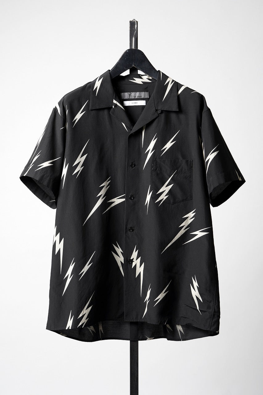 Load image into Gallery viewer, Y's for men x MASSES TE PATTERN DISCHARGE PRINT H/S SHIRT (BLACK)