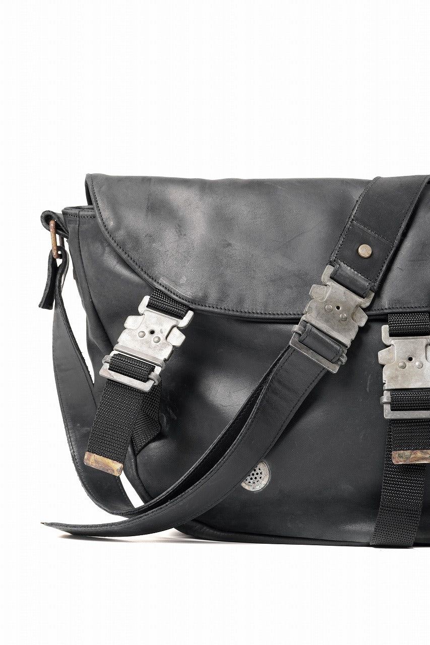 画像をギャラリービューアに読み込む, ierib Messenger Bag with Industrial Buckles / Horse Nubuck Leather (BLACK)