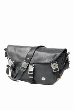 画像をギャラリービューアに読み込む, ierib Messenger Bag with Industrial Buckles / Horse Nubuck Leather (BLACK)