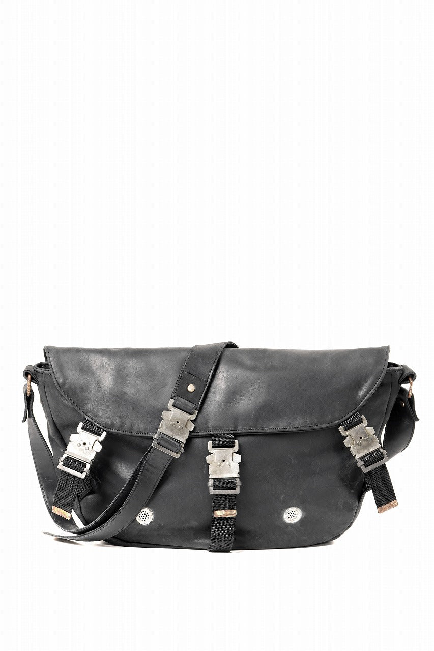 画像をギャラリービューアに読み込む, ierib Messenger Bag with Industrial Buckles / Horse Nubuck Leather (BLACK)