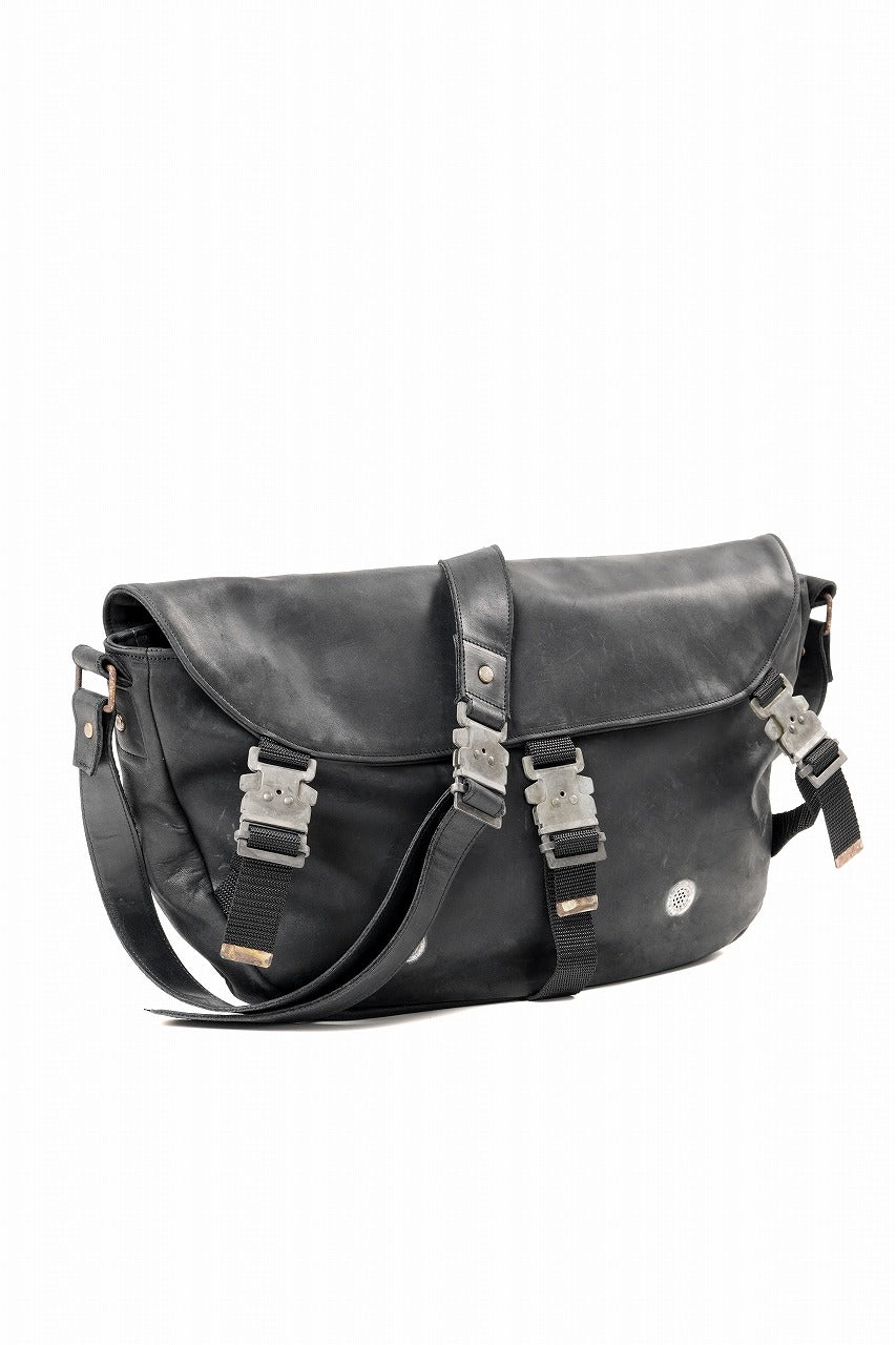 画像をギャラリービューアに読み込む, ierib Messenger Bag with Industrial Buckles / Horse Nubuck Leather (BLACK)