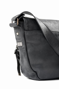 画像をギャラリービューアに読み込む, ierib Messenger Bag with Industrial Buckles / Horse Nubuck Leather (BLACK)