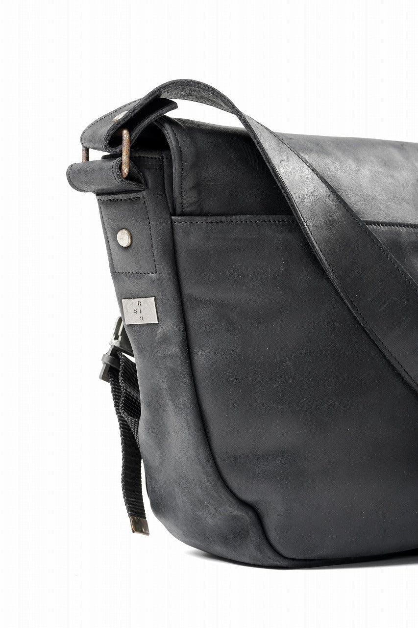 画像をギャラリービューアに読み込む, ierib Messenger Bag with Industrial Buckles / Horse Nubuck Leather (BLACK)