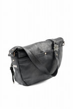 画像をギャラリービューアに読み込む, ierib Messenger Bag with Industrial Buckles / Horse Nubuck Leather (BLACK)