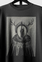 画像をギャラリービューアに読み込む, F/CE. MY QUEEN TEE  BY M.ENOMOTO (CHARCOAL)