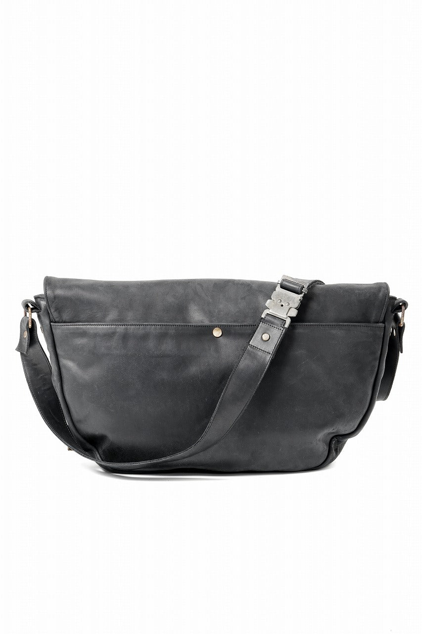 画像をギャラリービューアに読み込む, ierib Messenger Bag with Industrial Buckles / Horse Nubuck Leather (BLACK)