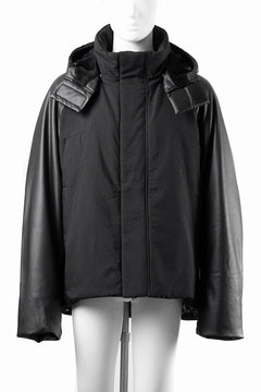 画像をギャラリービューアに読み込む, beauty : beast CONTRAST SLEEVE PADDED BLOUSON (BLACK)