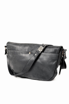 画像をギャラリービューアに読み込む, ierib Messenger Bag with Industrial Buckles / Horse Nubuck Leather (BLACK)